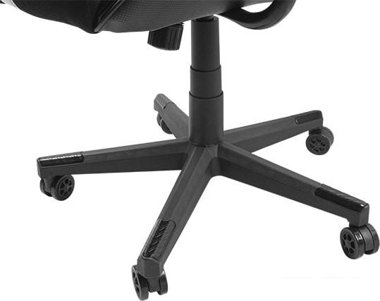 Игровое (геймерское) кресло Fury Avenger XL NFF-1712