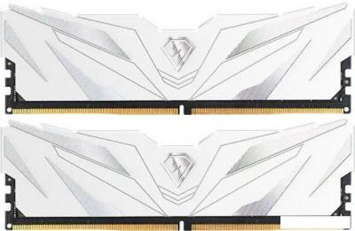 Оперативная память Netac Shadow II 2x16ГБ DDR5 6000 МГц NTSWD5P60DP-32W