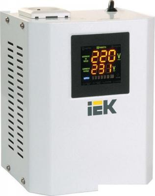 Стабилизатор напряжения IEK Boiler 0,5 кВА