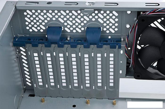 Корпус In Win PE689 Black 600W