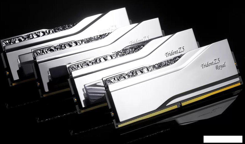 Оперативная память G.Skill Trident Z5 Royal 2x16ГБ DDR5 6800 МГц F5-6800J3445G16GX2-TR5S