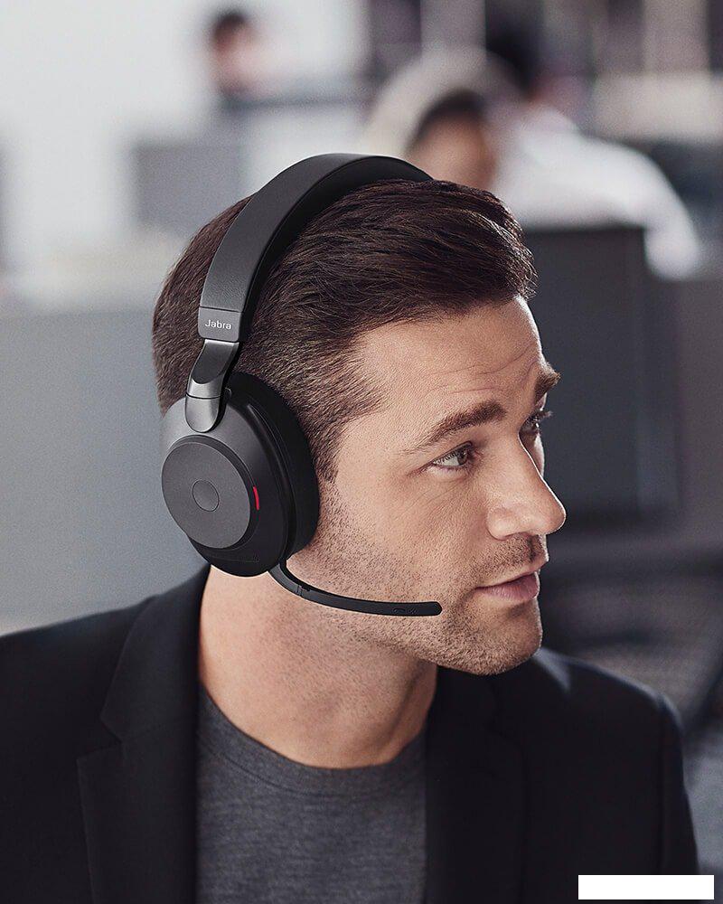 Офисная гарнитура Jabra Evolve2 85 USB-A UC (черный, с зарядной базой)