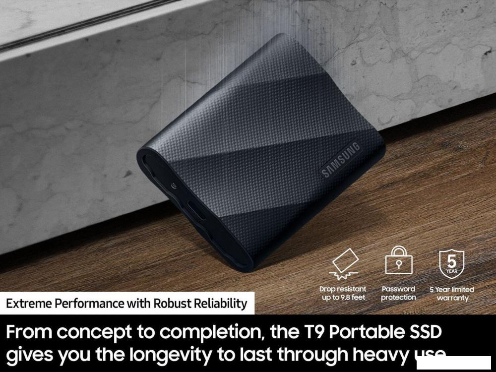 Внешний накопитель Samsung T9 4TB (черный) Внешний накопитель Samsung T9 4TB (черный)