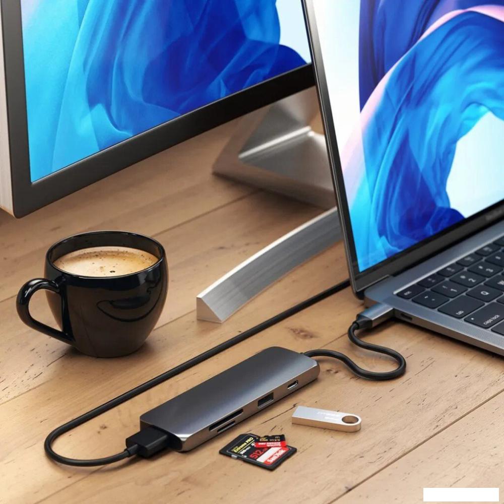 Док-станция Satechi Aluminum USB-C Multiport Pro Adapter ST-UCMPAM