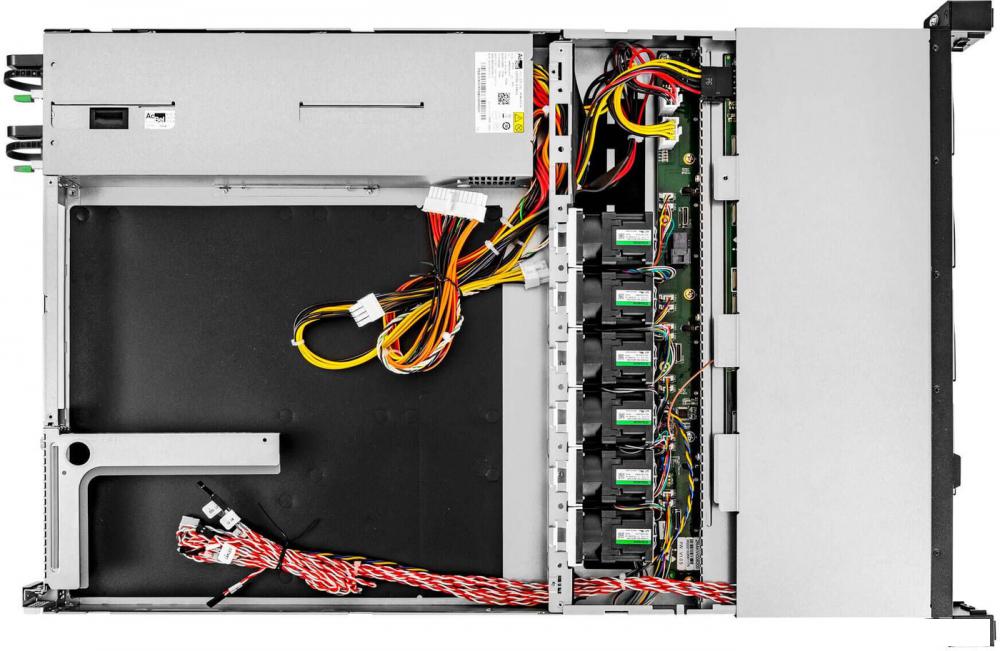 Сетевой накопитель In Win IW-RS108-07 750W