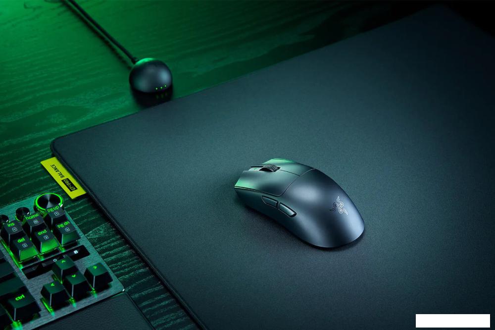 Игровая мышь Razer Viper V4 Pro (черный)