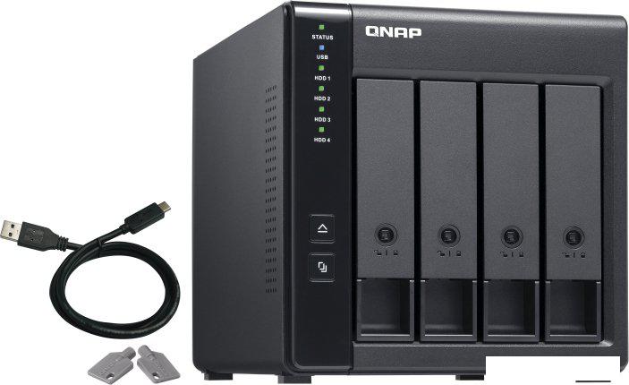 Сетевой накопитель QNAP TR-004
