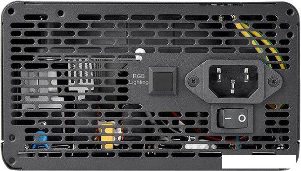 Блок питания Thermaltake Smart BX1 RGB 650W SP-650AH2NKB-2