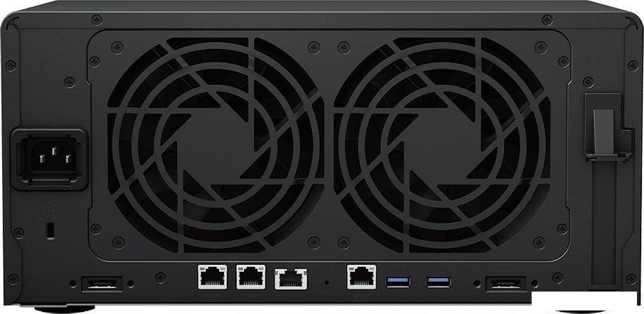 Сетевой накопитель Synology DiskStation DS1823xs+