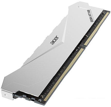 Оперативная память Acer HT100 16ГБ DDR4 3200МГц BL.9BWWA.242 Оперативная память Acer HT100 16ГБ DDR4 3200МГц BL.9BWWA.242
