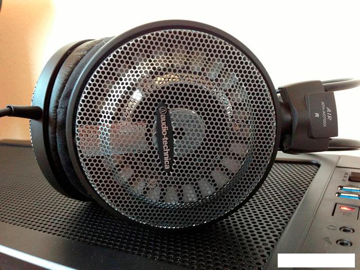 Наушники Audio-Technica ATH-AD700X