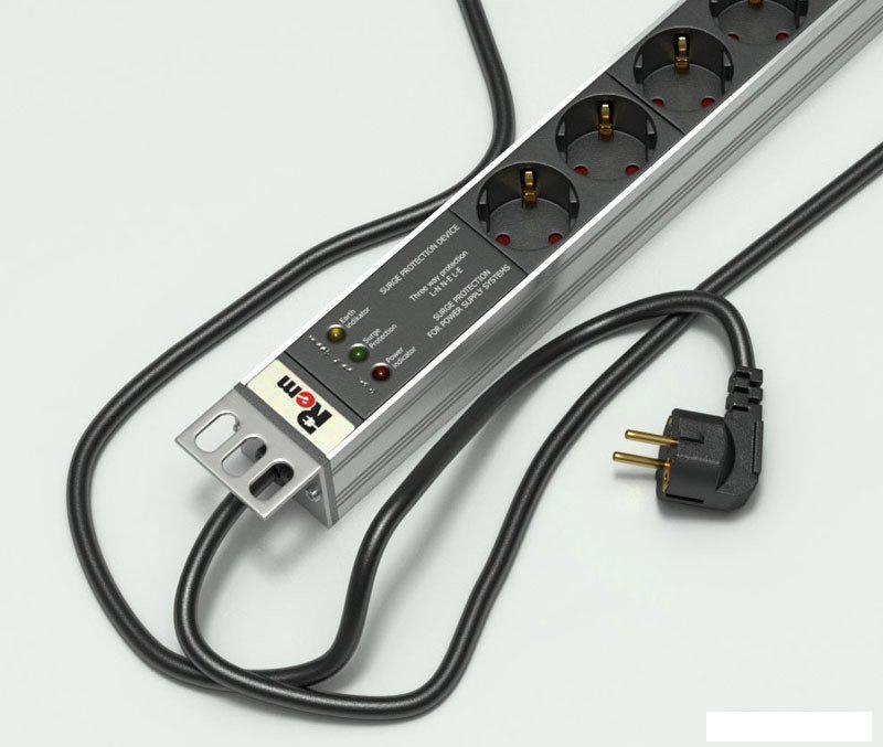 Блок розеток Rem R-16-7S-FI-440-3 (7 розеток, шнур 3 м)
