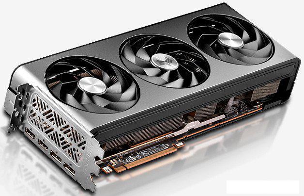 Видеокарта Sapphire Nitro+ AMD Radeon RX 7800 XT 16GB 11330-01-20G