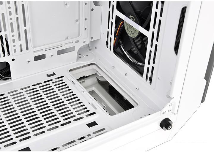 Корпус Thermaltake View 71 Tempered Glass Snow Edition
