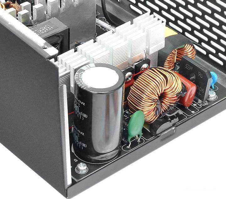 Блок питания Thermaltake Smart BX1 750W PS-SPD-0750NNSABE-1