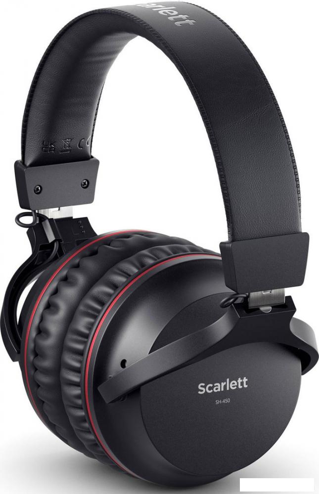 Комплект для звукозаписи Focusrite Scarlett Solo Studio (4-е поколение)