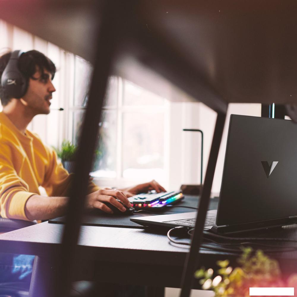 Игровой ноутбук HP Victus 15-fa2082wm B5EQ3UA