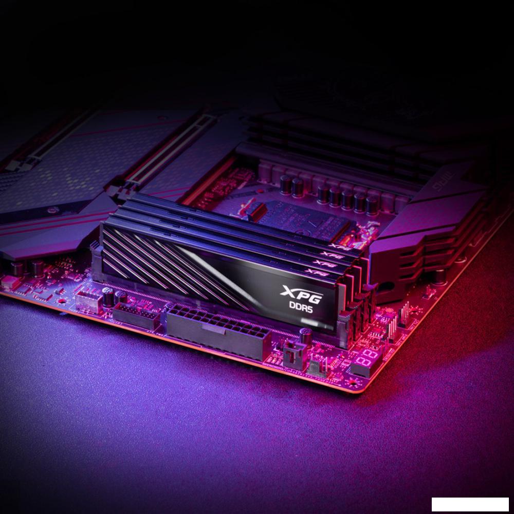 Оперативная память ADATA XPG Lancer Blade 8ГБ DDR5 5600 МГц AX5U5600C468G-SLABBK