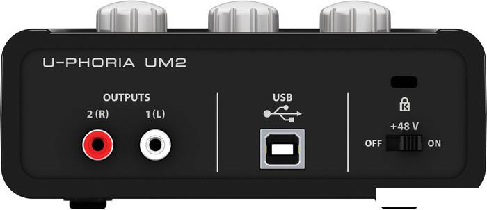 Аудиоинтерфейс Behringer U-Phoria UM2