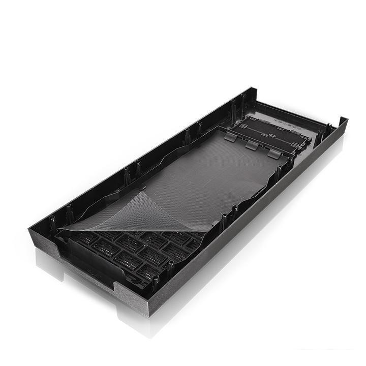 Корпус Thermaltake Core X71 Tempered Glass Edition [CA-1F8-00M1WN-02]