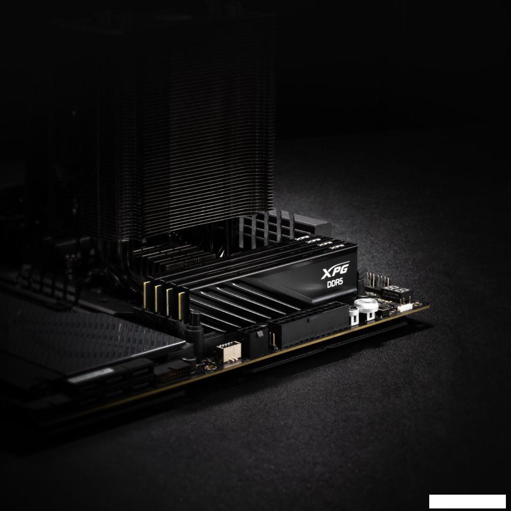 Оперативная память ADATA XPG Lancer Blade 8ГБ DDR5 5600 МГц AX5U5600C468G-SLABBK