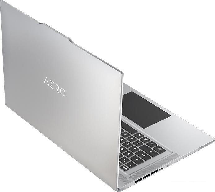 Игровой ноутбук Gigabyte Aero 16 KE5 KE5-72RU934JQ