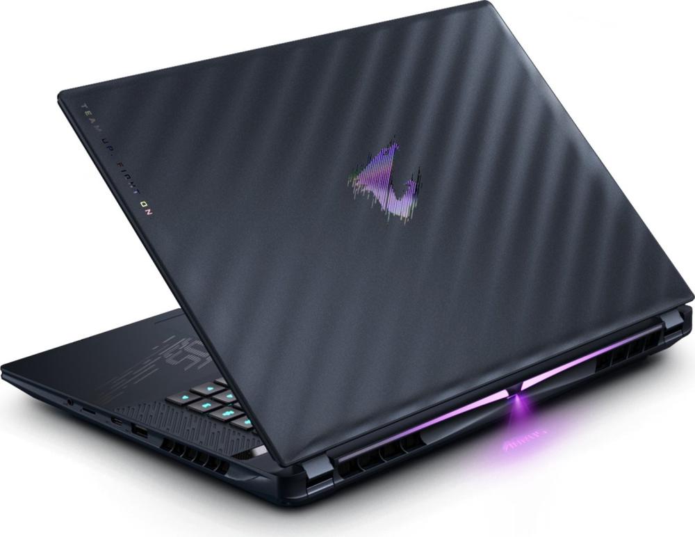 Игровой ноутбук Gigabyte Aorus Master 16 AM6H BZHC6KZE64SP