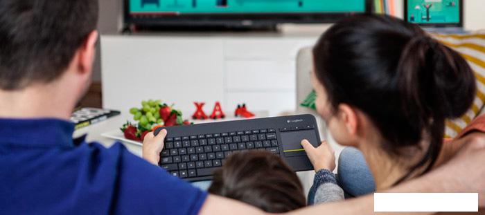 Клавиатура Logitech K400 Plus 920-007147 (черный)