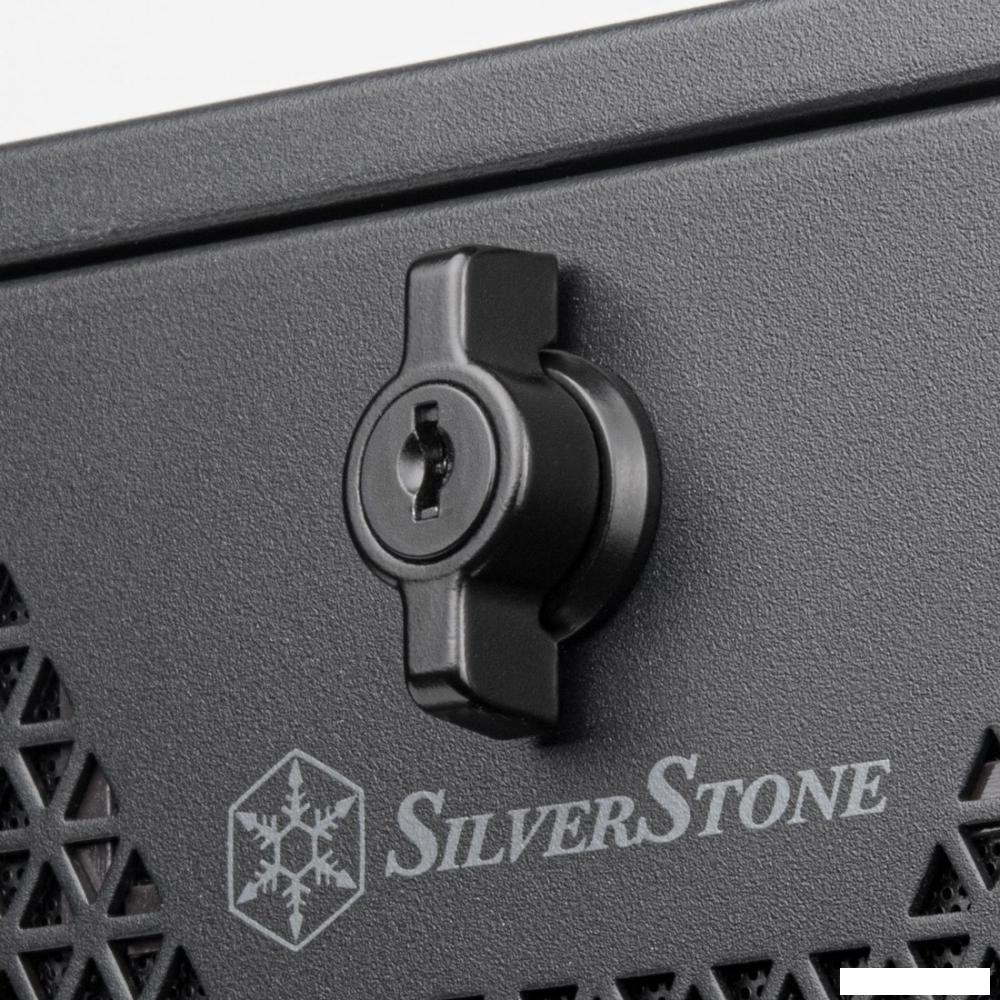 Корпус SilverStone RM44