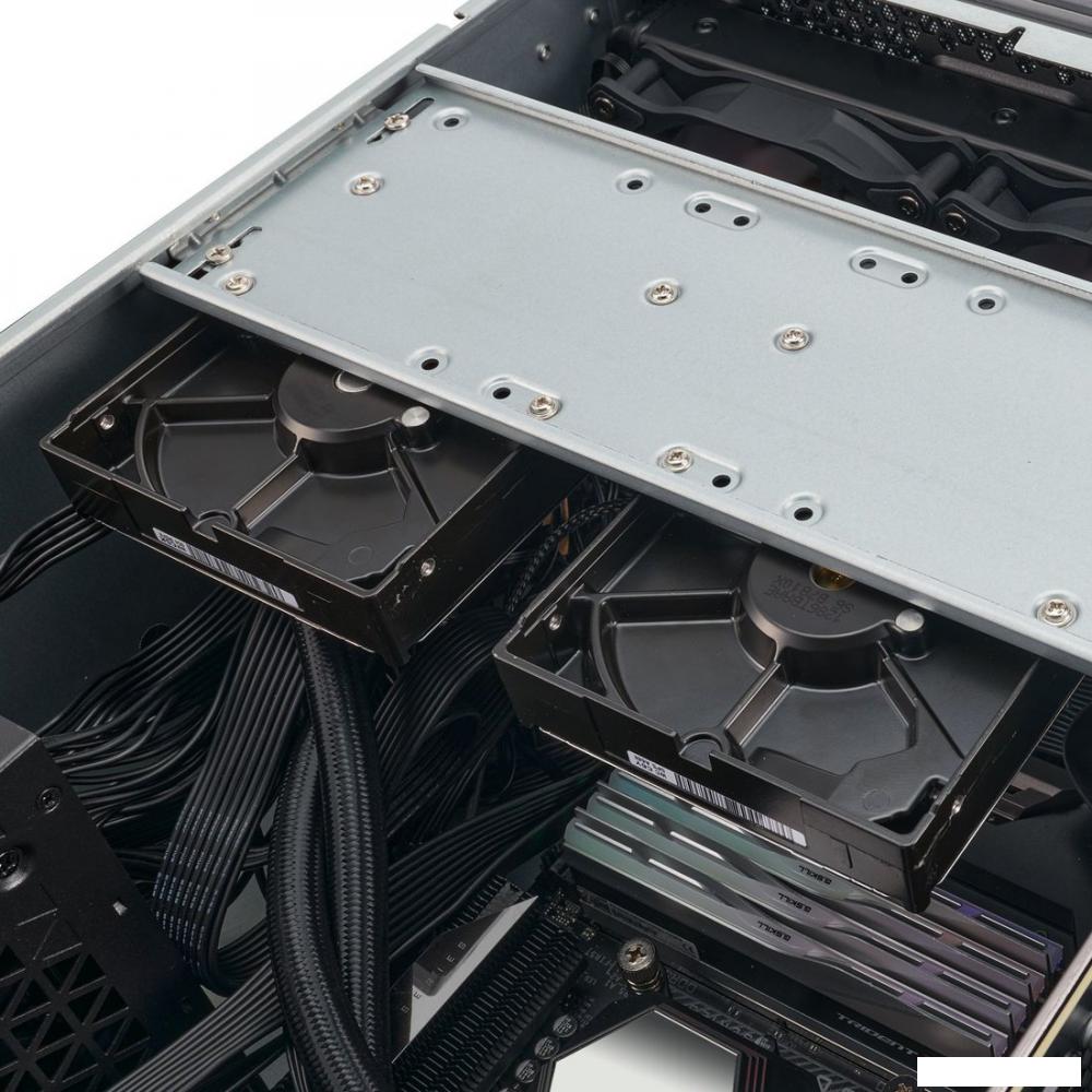 Корпус SilverStone RM44