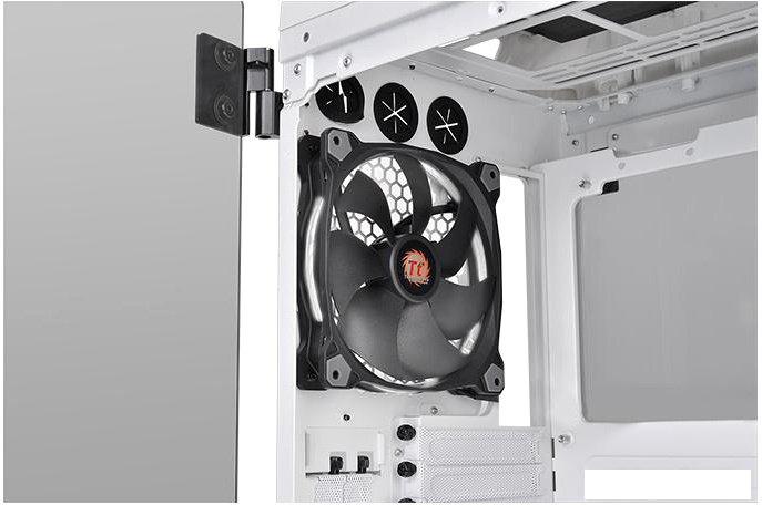 Корпус Thermaltake View 71 Tempered Glass Snow Edition