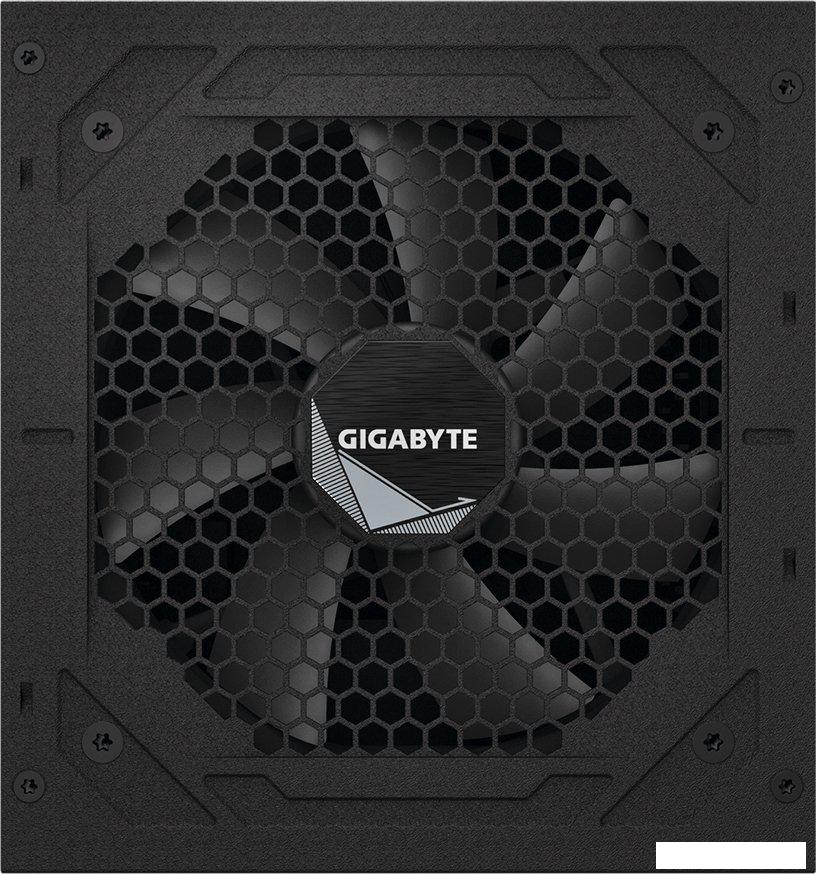 Блок питания Gigabyte UD750GM